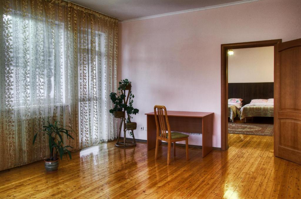Guest House on Sadovaya Almaty Chambre photo